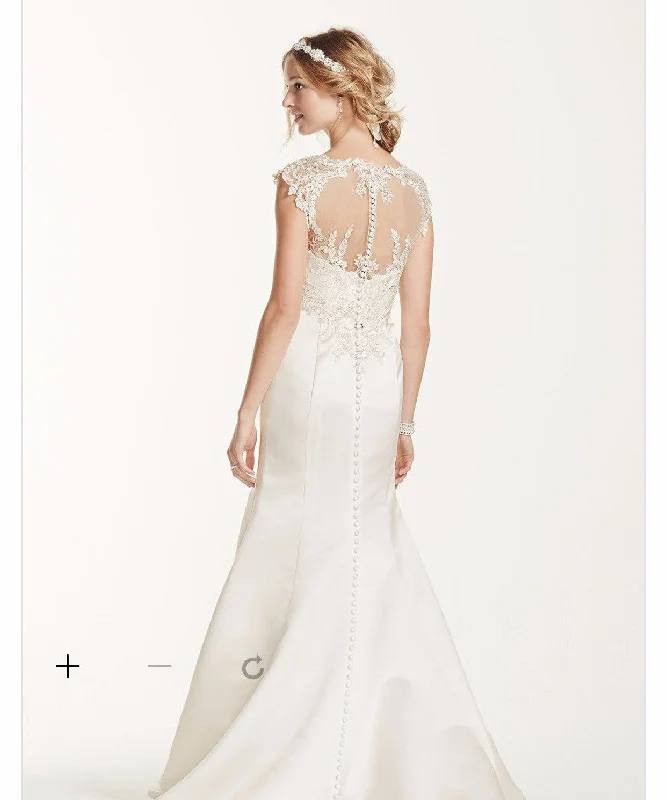 David's Bridal Cap Sleeve