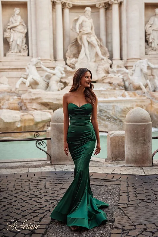 Limited Deals, Unlimited Savings!La Femme Dress 31915