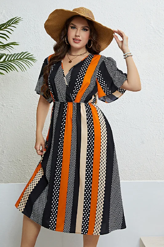 Don't Miss Out!Plus Size V Neck Black Summer Dress With Short Sleeves