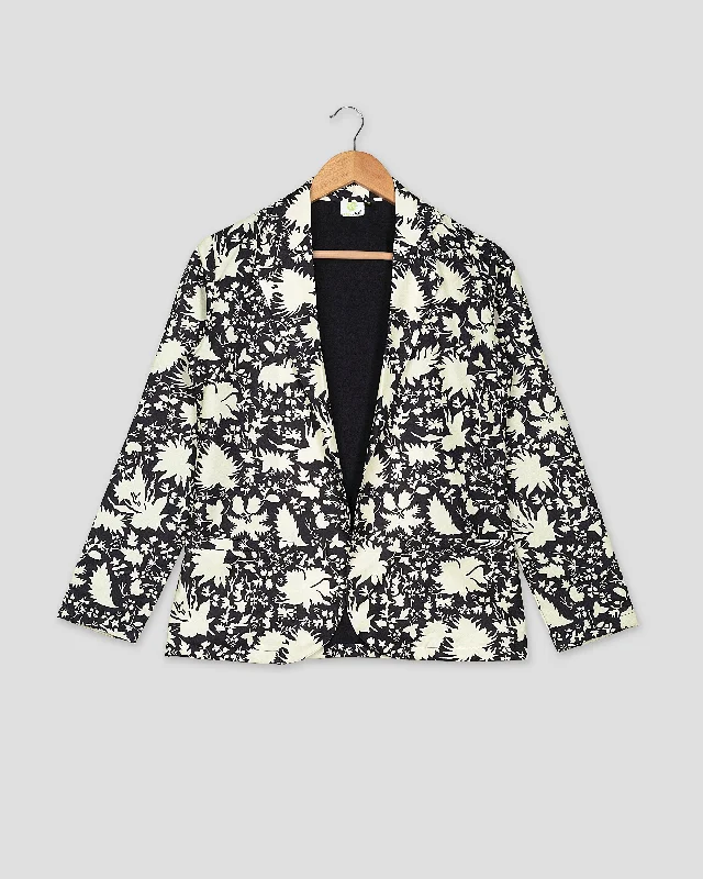 Get More for Less!Romantic Edit : Black Floral Jacket for Women