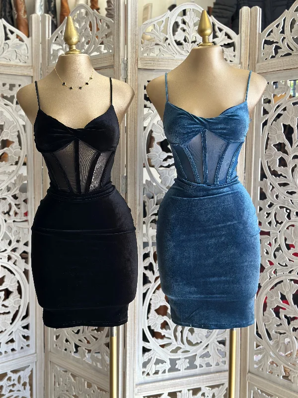 Every Deal is a Steal!Velvet Mesh Dressi