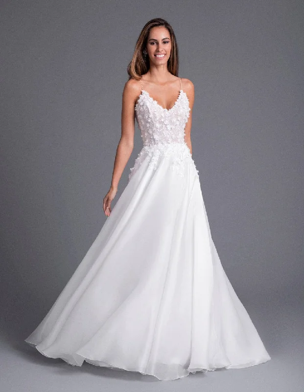 The Sale You’ve Been Waiting For!Caroline Castigliano Brielle - Size 11