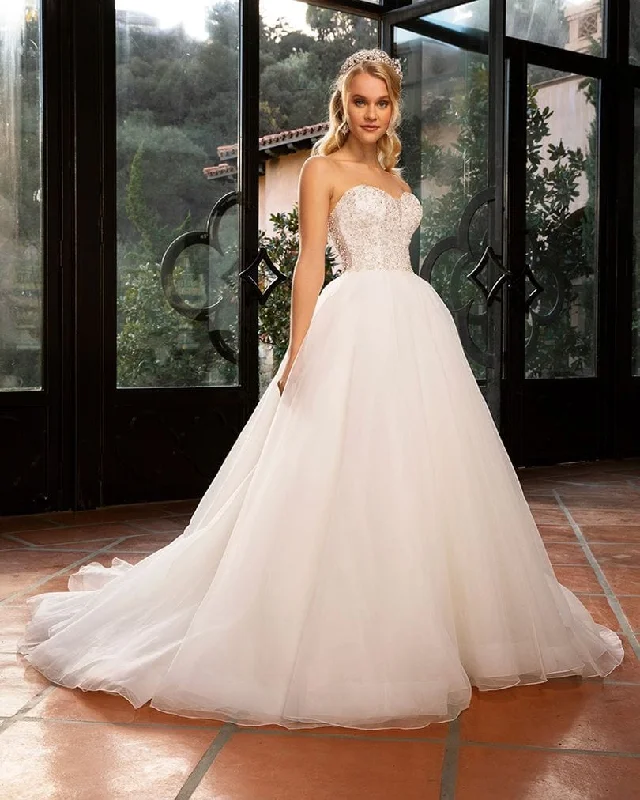 One Day Only – Huge Savings!Casablanca 2379 - Size 10