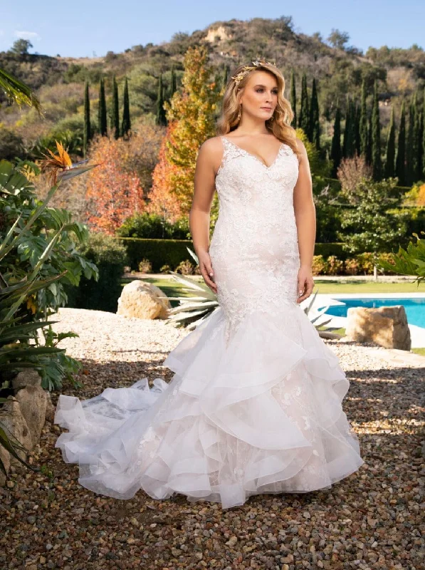 Don’t Wait – Deals Won’t Last!Casablanca 2391C - Size 18