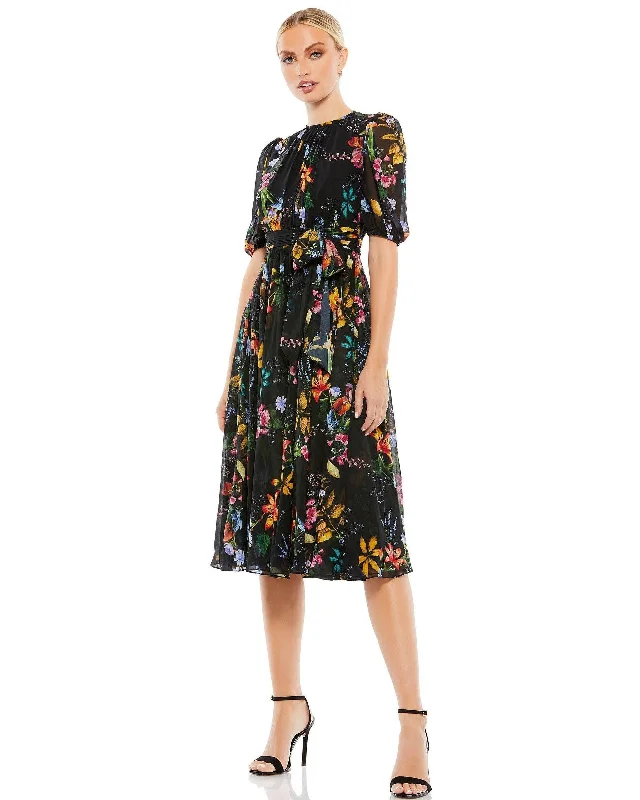 Huge Price Cuts Await!Mac Duggal 55625 Short Floral Print Chiffon Dress