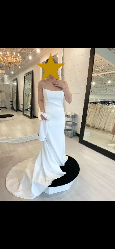 Get the Best for Less!Paloma Blanca P5083