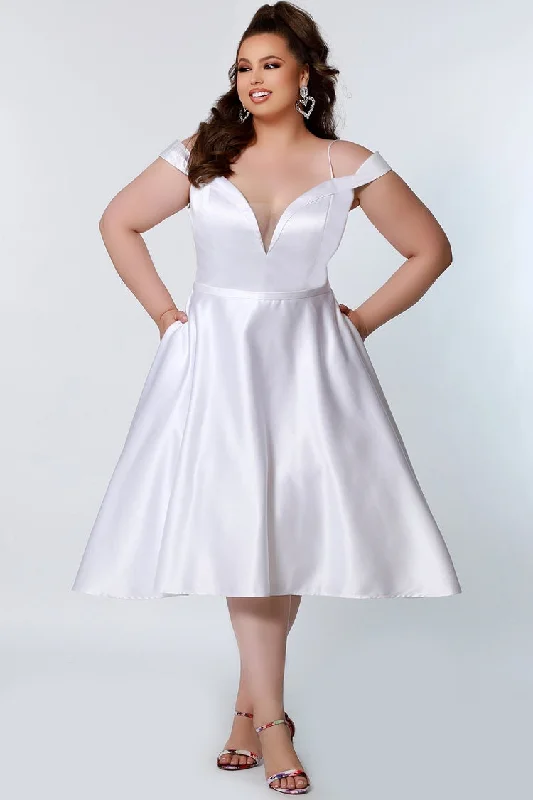 Every Deal is a Steal!CE2011 Size 24