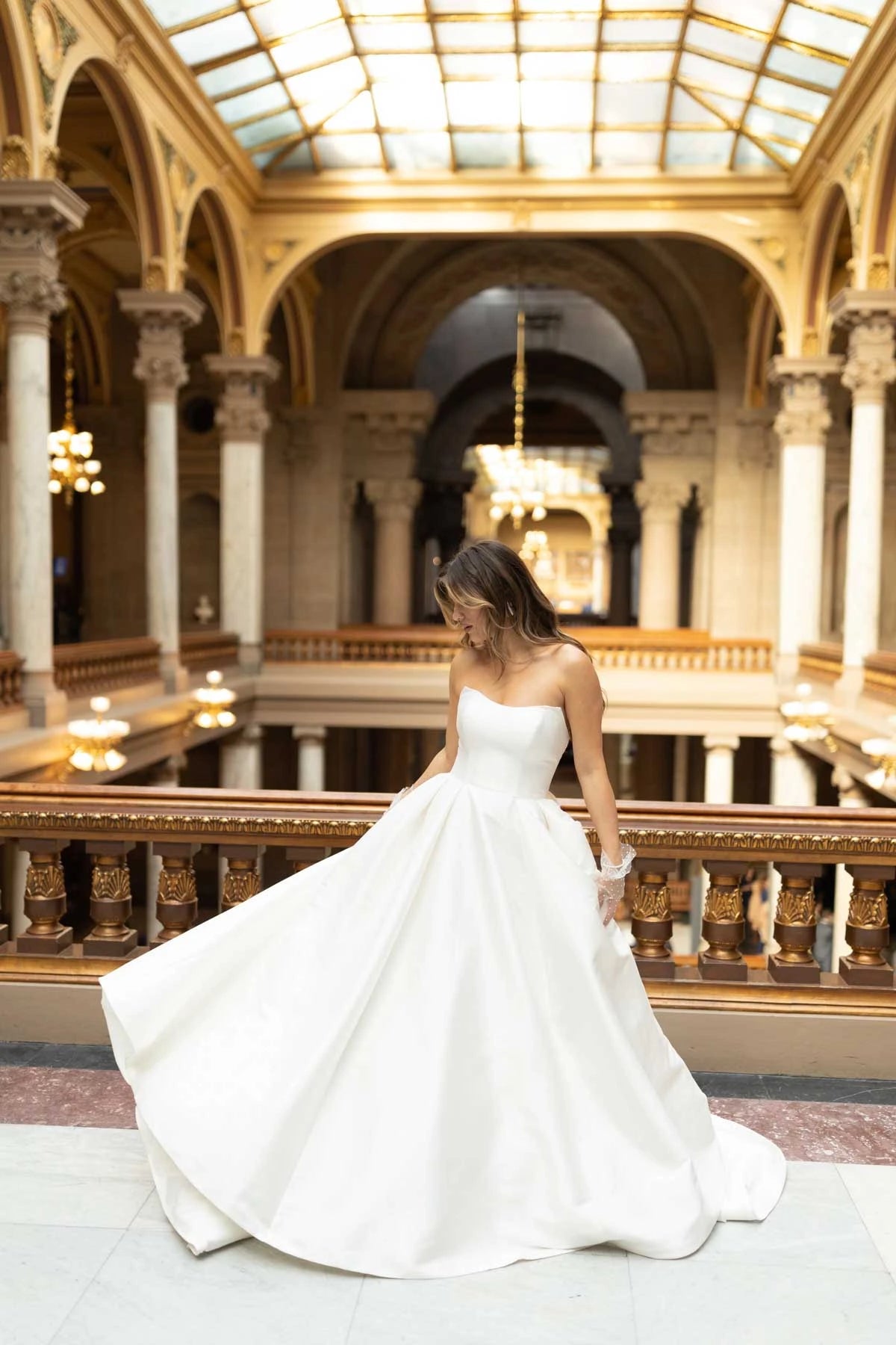 The Best Deals Won’t Wait!Stella York 7711