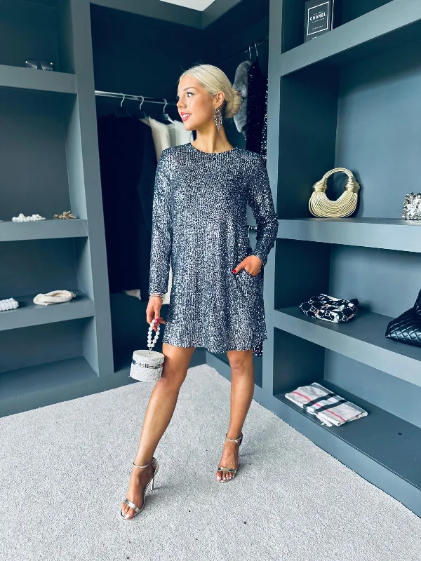Save Money, Shop Happy!Hana Sequin Mini Dress Black / Silver