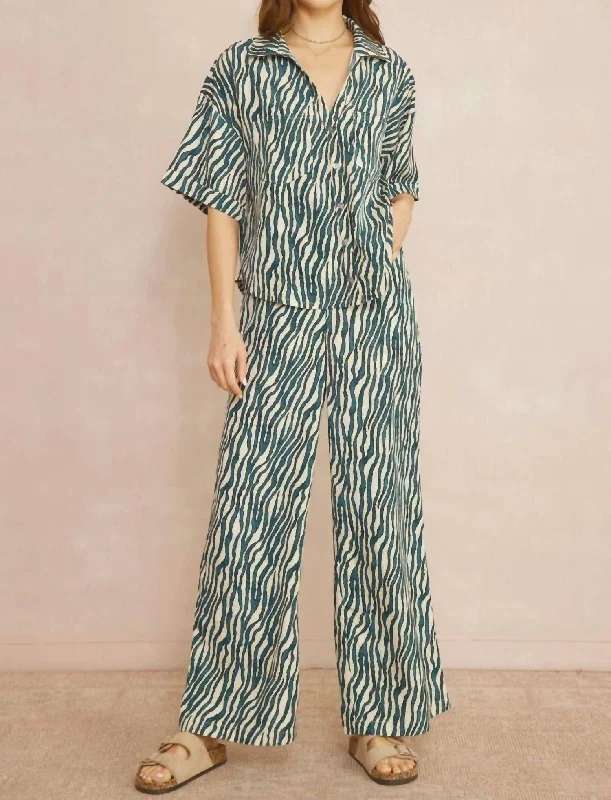Huge Savings – Act Now!I Must Look Good Pants In Green