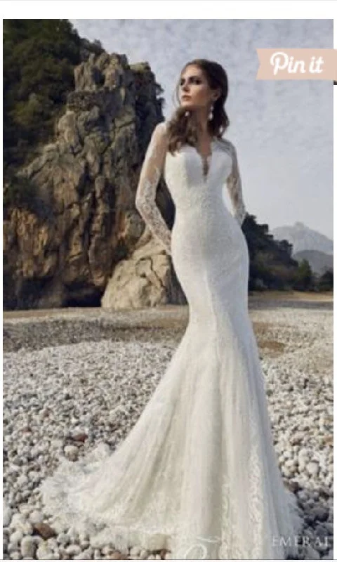 Hurry, Sale Ends Soon!Lanesta Emerald