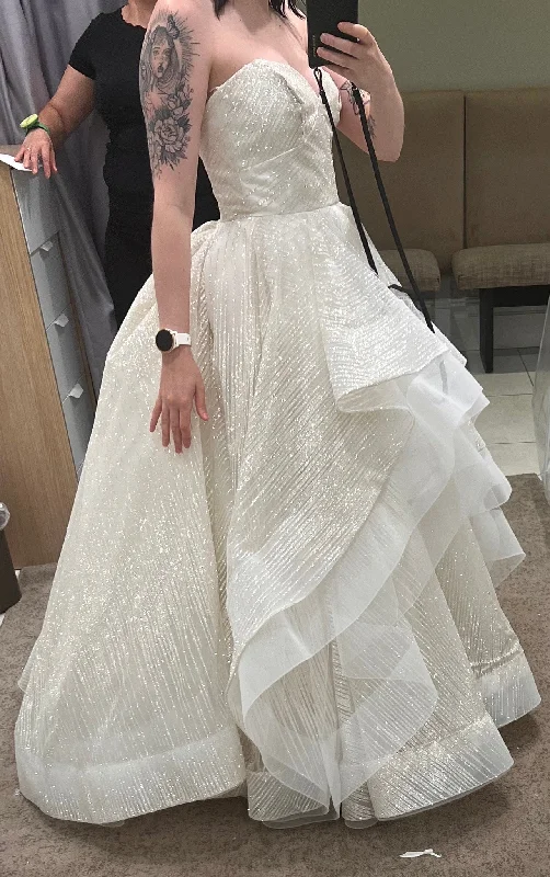 Sale Alert – Get Ready to Shop!Lazaro Cheyenne 32105
