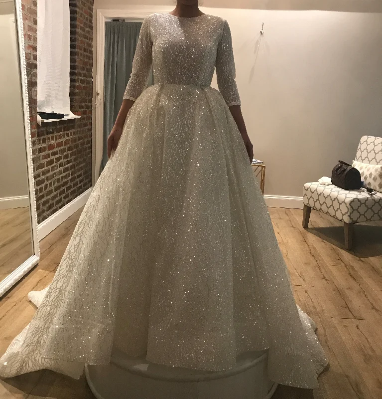 Special Offer – Act Fast!Lazaro Cinderella