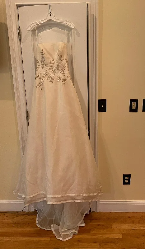 Get It Before It’s Gone!Liancarlo Embroidered Florals Strapless A-Line 1890