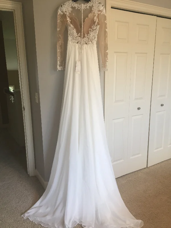 Special Discounts Inside!Lillian West 6422