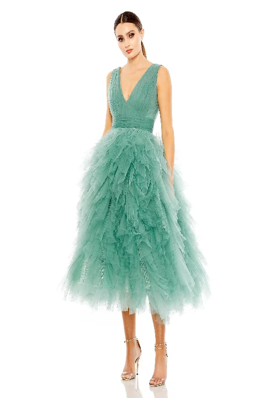 Get It Before It’s Gone!Mac Duggal 20411
