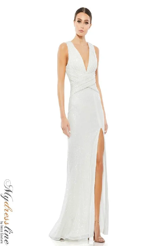 Only a Few Left – Order Now!Mac Duggal 26598