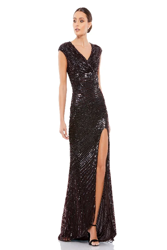 Limited Stock Available!Mac Duggal 5441