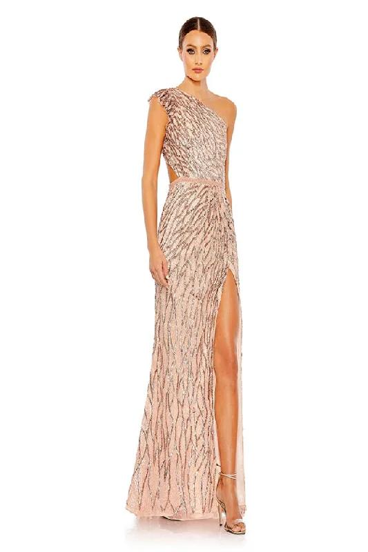 Time to Snag a Bargain!Mac Duggal 5680
