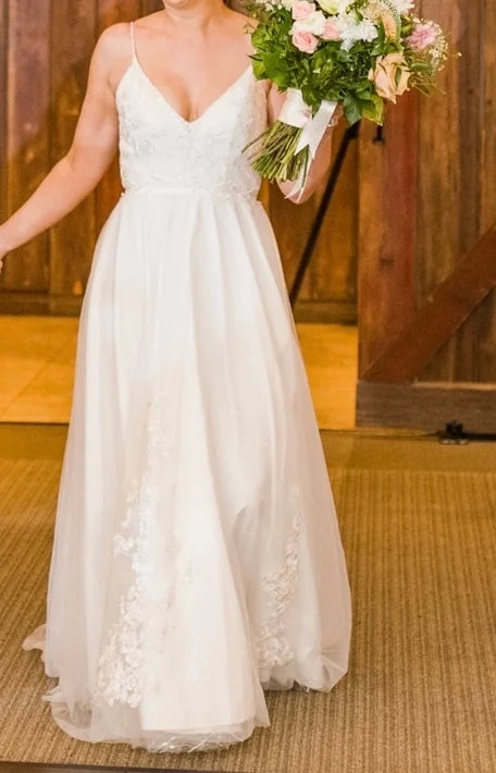 Save Up to 50% Off!Other Sleeveless Beaded Lace V-Neck A-Line Wedding Dress
