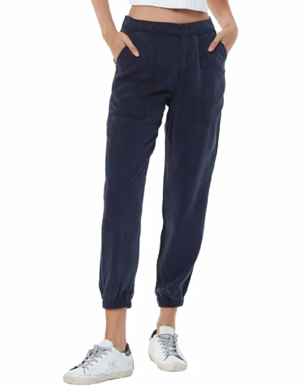 Limited Edition, Limited Price!Trooper Linen Jogger In Navy