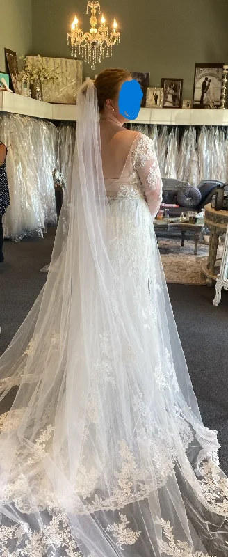 Shop Smart, Save Big!Allure Bridals Allure Romance / 3253