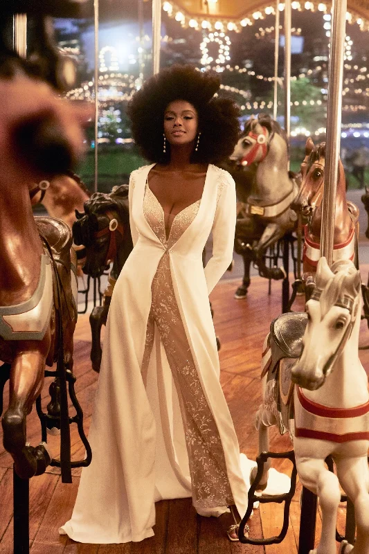 Limited Edition, Limited Price!Allure Bridals MJ912J