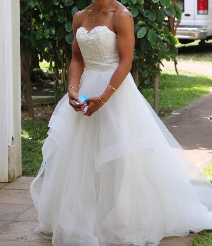 Crazy Discounts Inside!Mary's Bridal