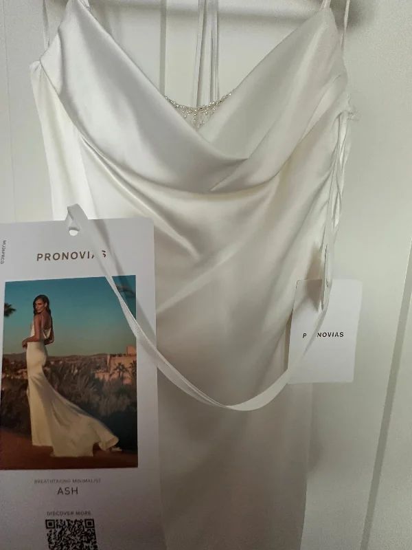 Huge Savings – Act Now!Pronovias Ash (NEVER WORN) OffWhite. Size 8. Satin&Glitter&Beads