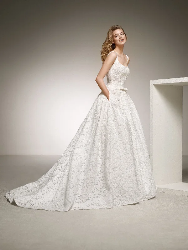 Price Drops You’ll Love!Pronovias Deesa