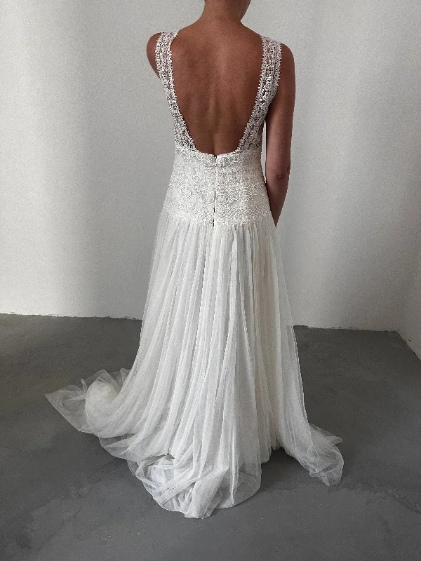 Enjoy Huge Discounts Now!Pronovias La Sposa