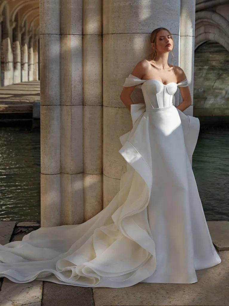Exclusive Deals Just for You!Pronovias Prunetti