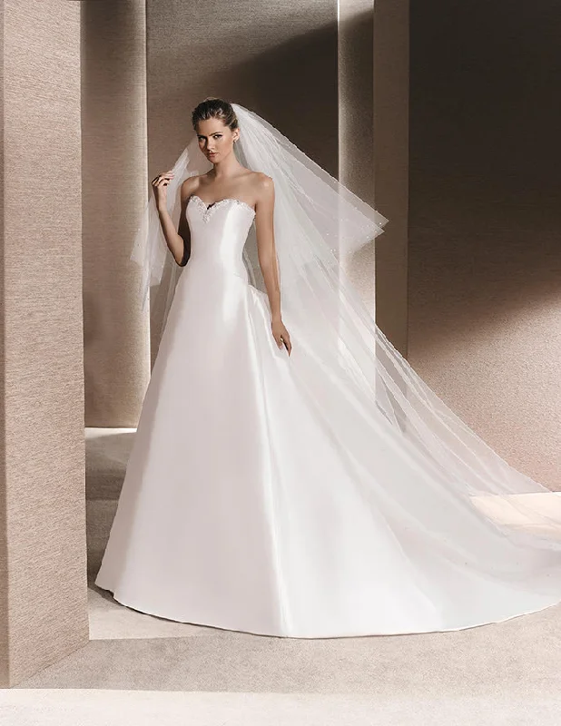Amazing Prices You Can’t Resist!Pronovias Ripley