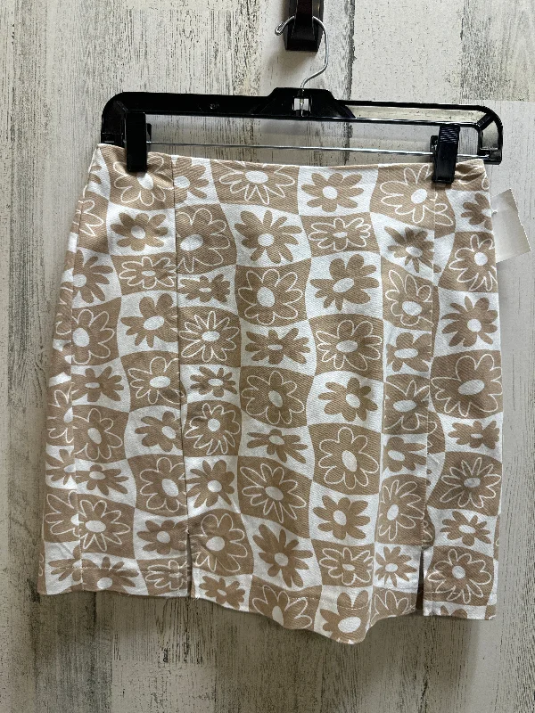 Only a Few Left – Order Now!Tan & White Skirt Mini & Short Love On A Hanger, Size S