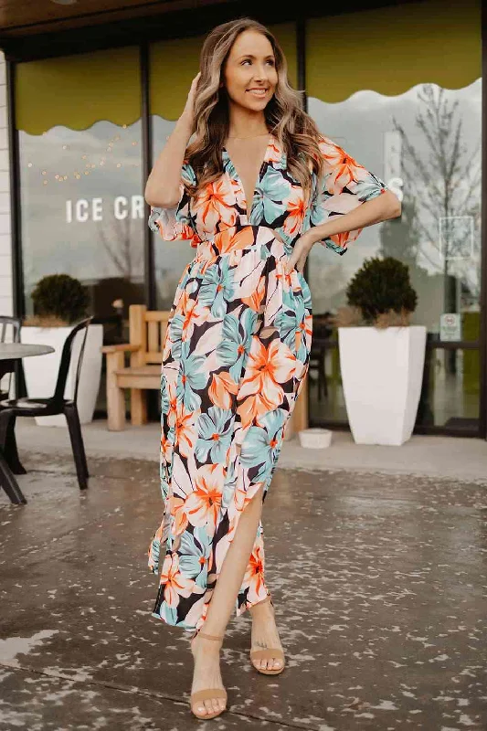 Great Deals, Just for You!Floral Slit Plunge Short Sleeve Dress