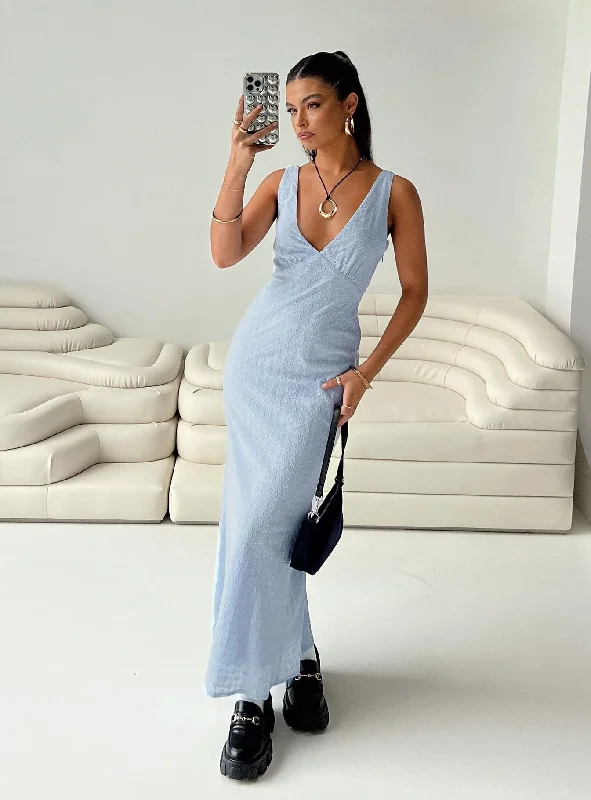 Huge Savings – Act Now!Nellie Anglaise Maxi Dress Blue