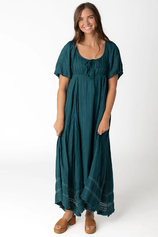 Huge Savings – Act Now!Citrus The Lyon Midi/Maxi Dress