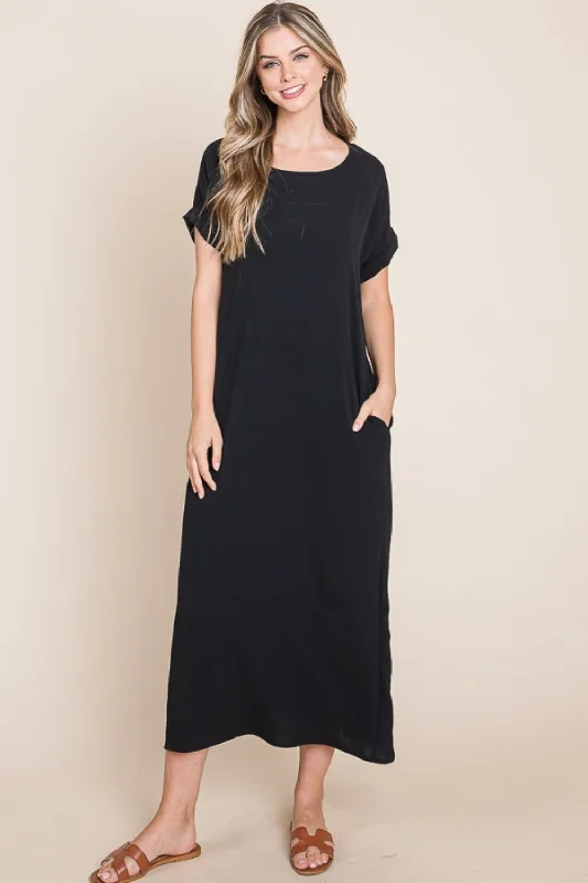 Your Exclusive Offer Awaits!Round Neck Short Sleeve Midi Dress with Pockets